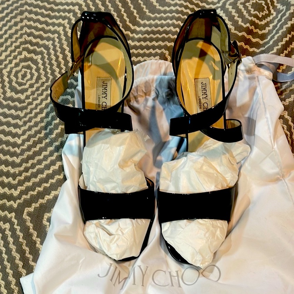 Jimmy Choo Patent Leather Wedge Size EU 42! Worn once!